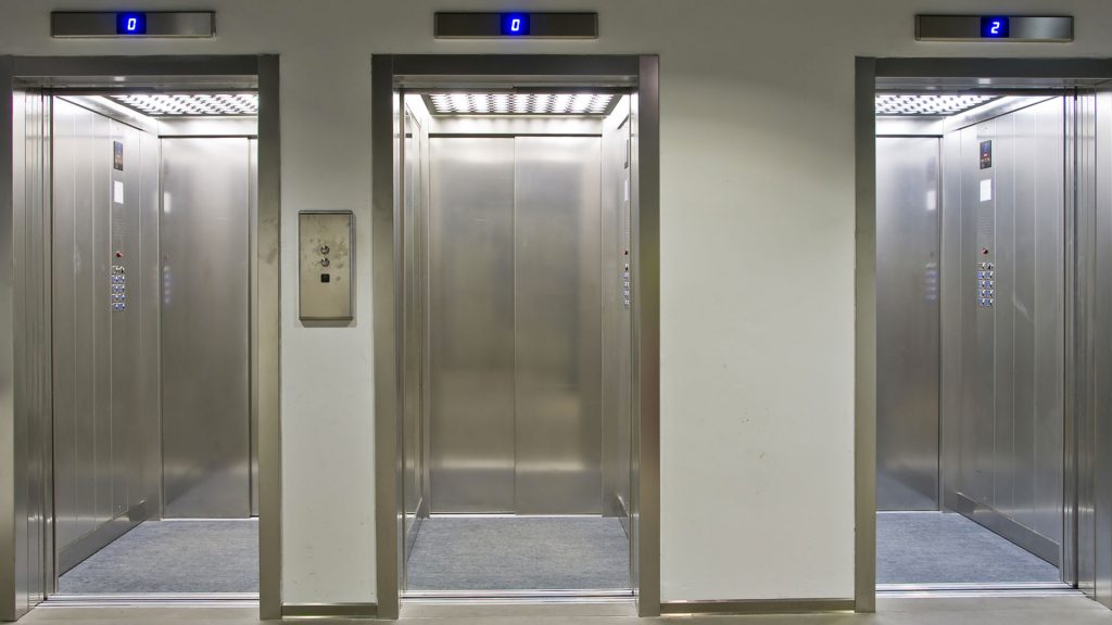 Wemaintain S Attaque A La Maintenance Des Ascenseurs Et Leve 1 8m Wydden